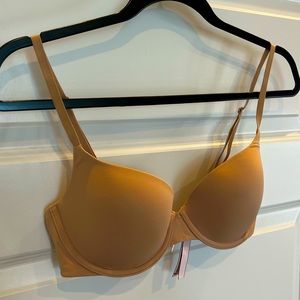 Victoria’s Secret | Demi adjustable bra